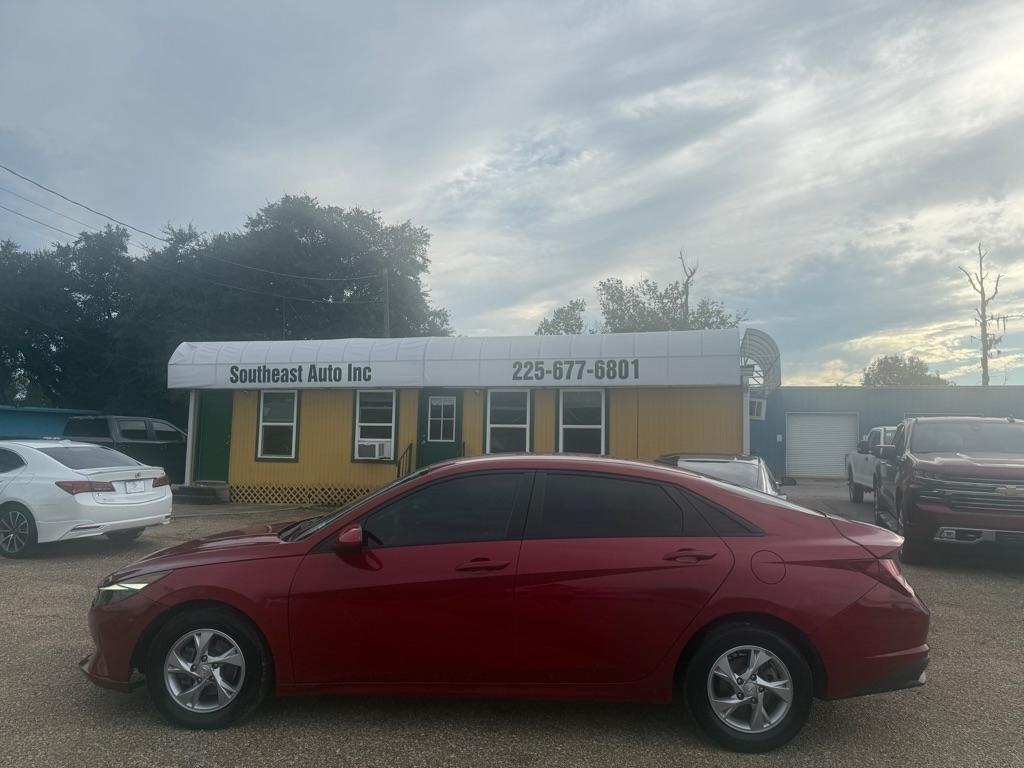 2021 Hyundai Elantra SE