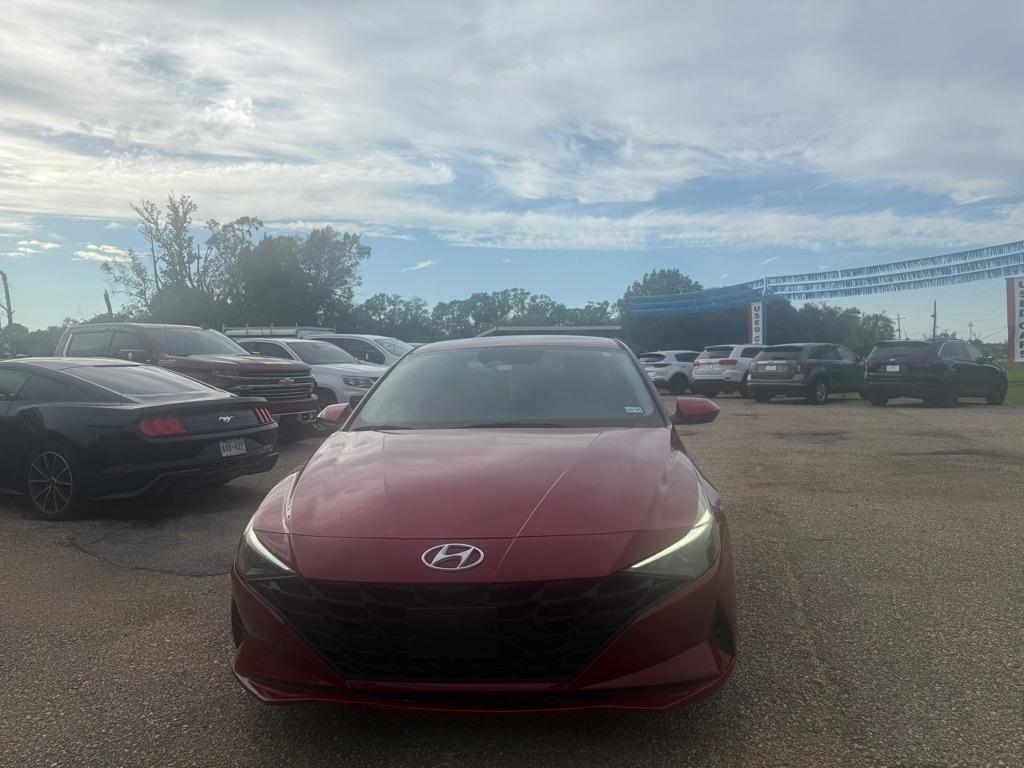 Hyundai Elantra SE 2021