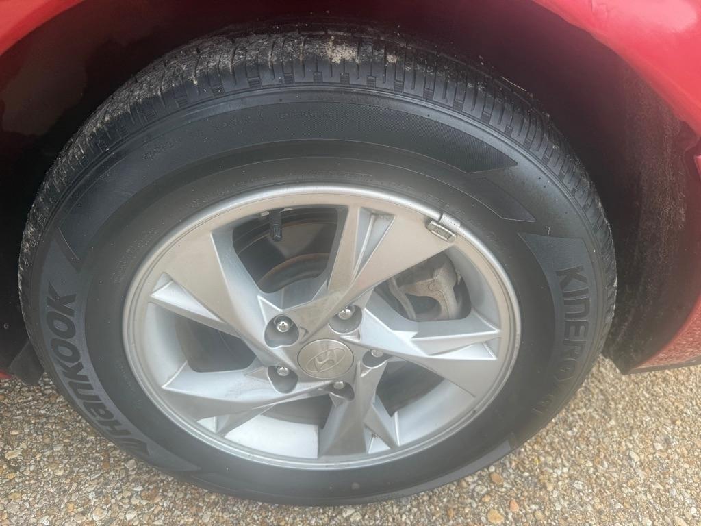 Hyundai Elantra SE 2021