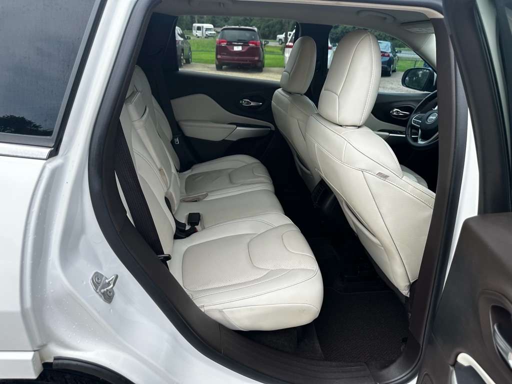 Jeep Cherokee Overland FWD 2018 Jeep Cherokee Overland FWD 2018