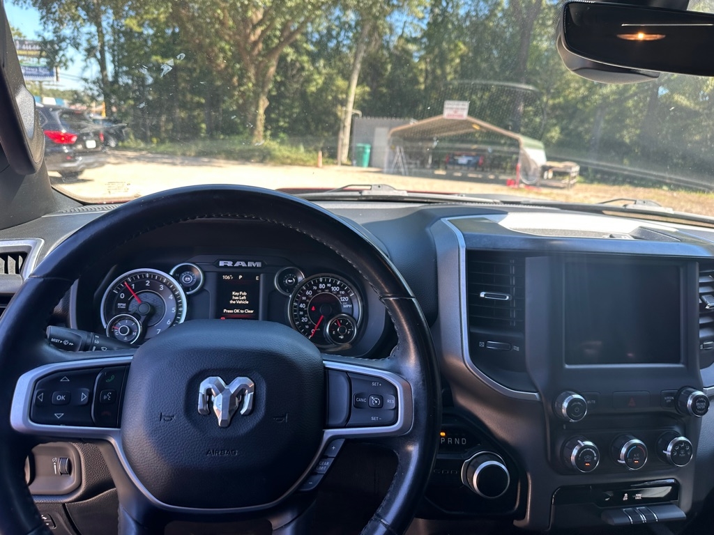 RAM 1500 Big Horn Quad Cab 2WD 2021