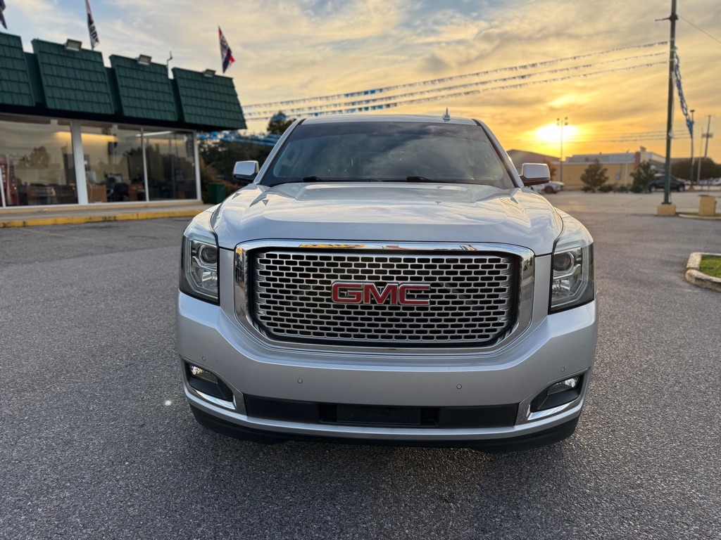 GMC Yukon 4WD 4dr Denali 2015