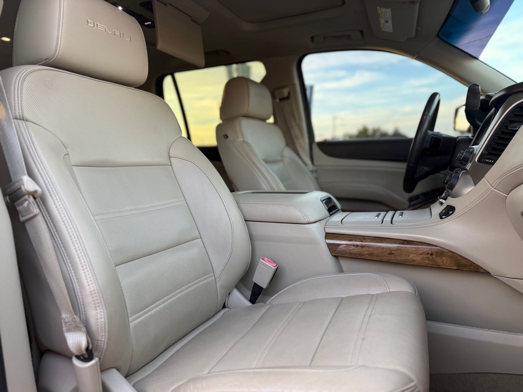 GMC Yukon 4WD 4dr Denali 2015