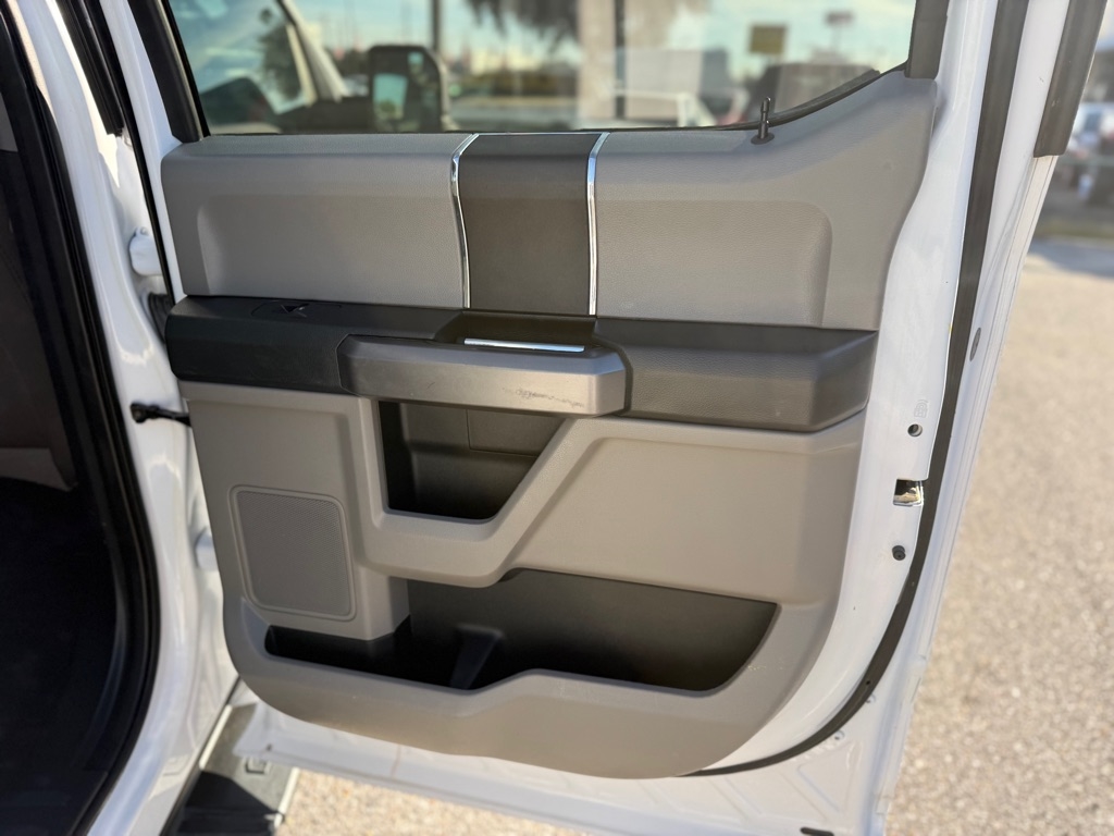 Ford F-150 XL SuperCrew 5.5-ft. Bed 4WD 2019