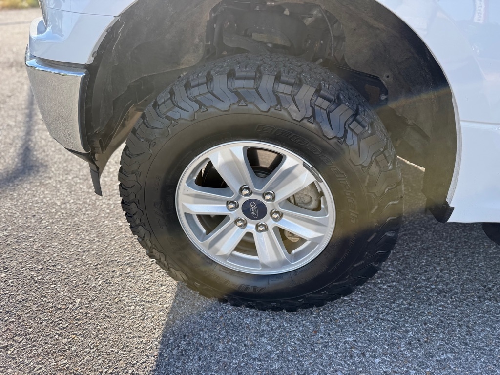 Ford F-150 XL SuperCrew 5.5-ft. Bed 4WD 2019