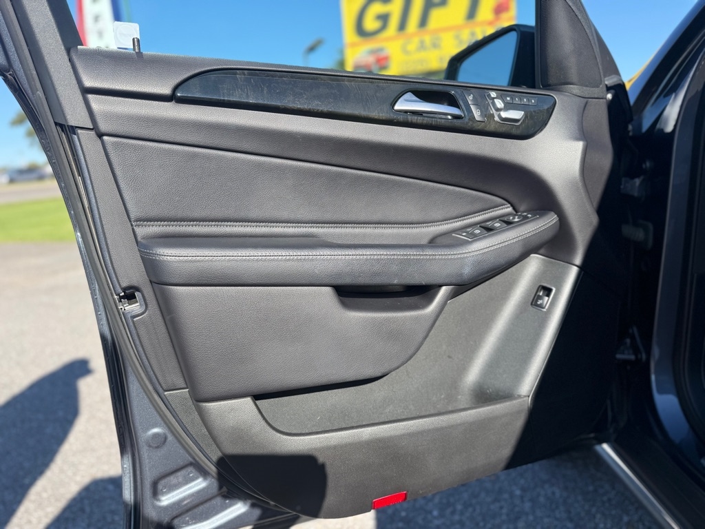 Mercedes-Benz GLE RWD 4dr GLE 350 2016 Mercedes-Benz GLE RWD 4dr GLE 350 2016