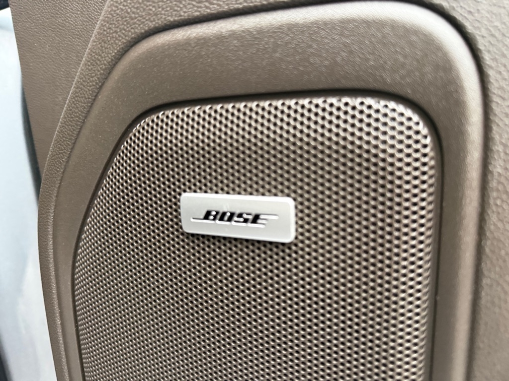 GMC Sierra 1500 4WD Crew Cab 147" SLT 2019