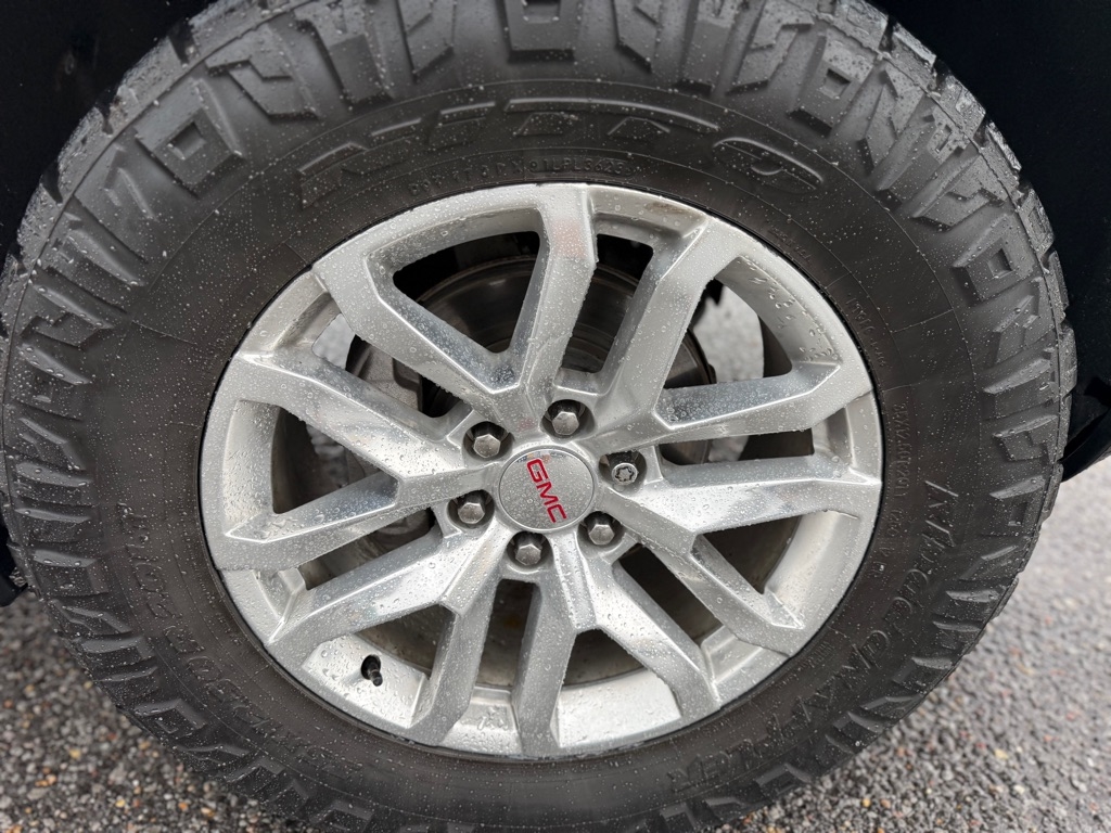 GMC Sierra 1500 4WD Crew Cab 147" SLT 2019