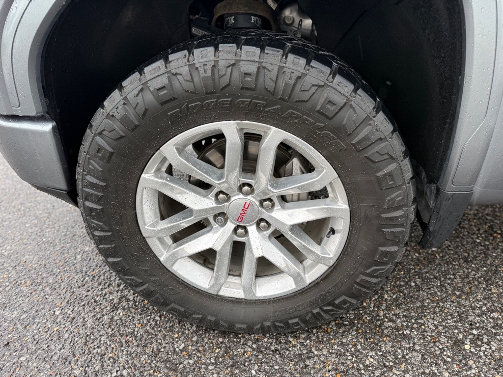 GMC Sierra 1500 4WD Crew Cab 147" SLT 2019