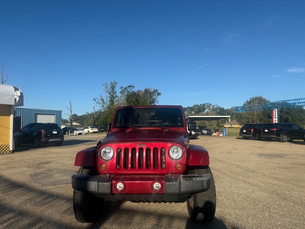 Jeep Wrangler Unlimited Sahara 4WD 2012 Jeep Wrangler Unlimited Sahara 4WD 2012