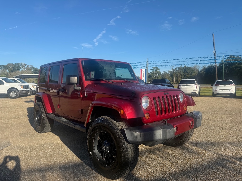 Jeep Wrangler Unlimited Sahara 4WD 2012 Jeep Wrangler Unlimited Sahara 4WD 2012