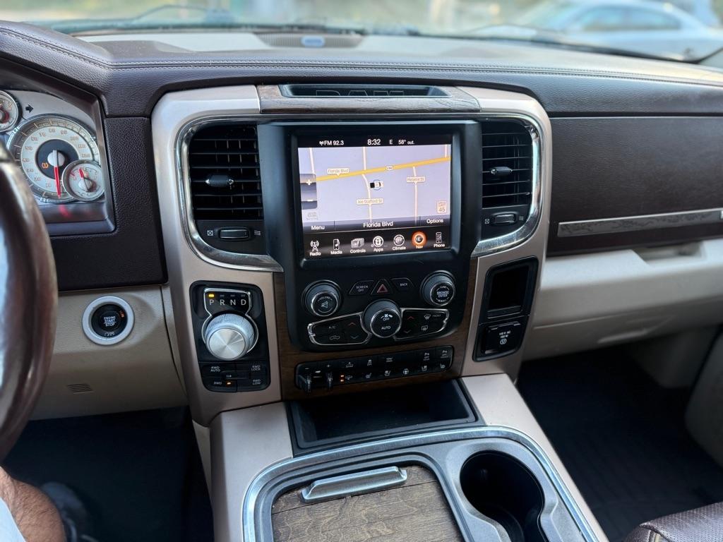 RAM 1500 Longhorn Crew Cab SWB 4WD 2017