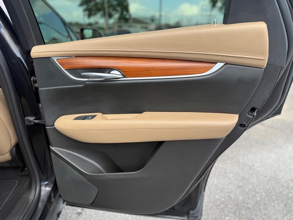 Cadillac XT5  2017