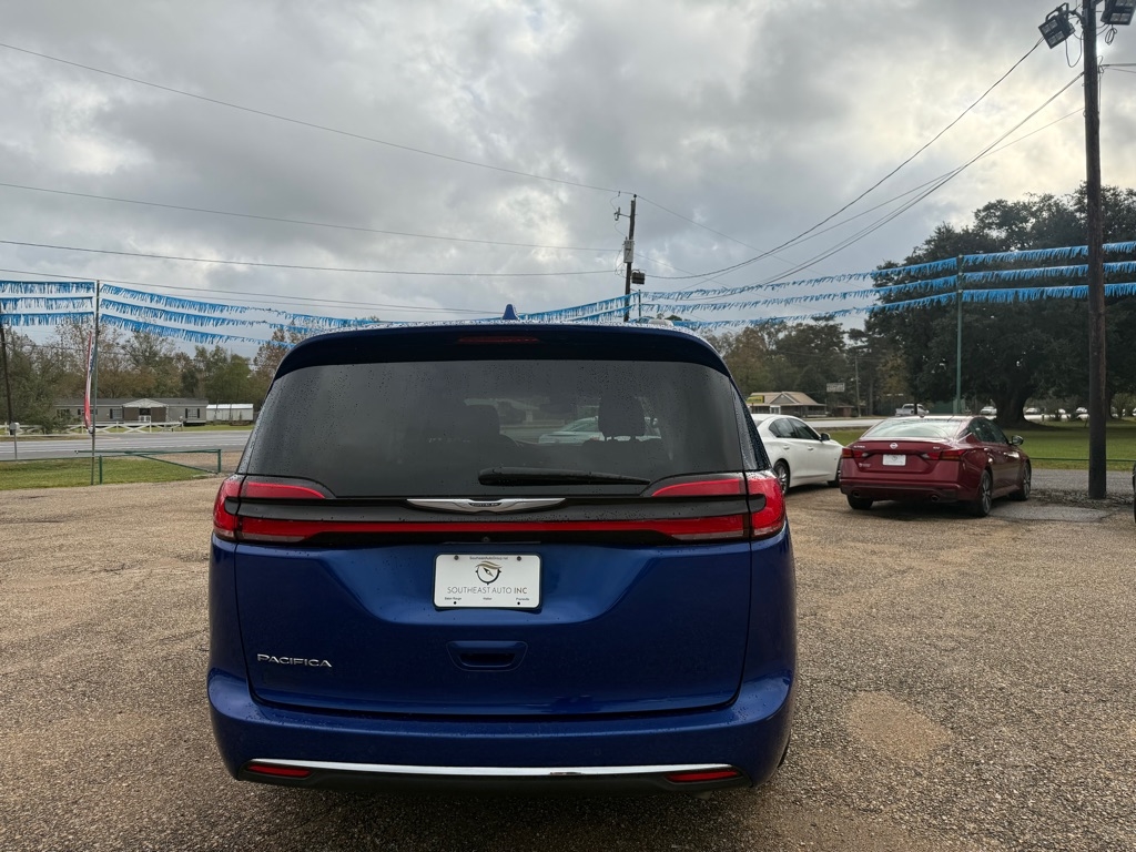 Chrysler Pacifica Touring Plus 2021