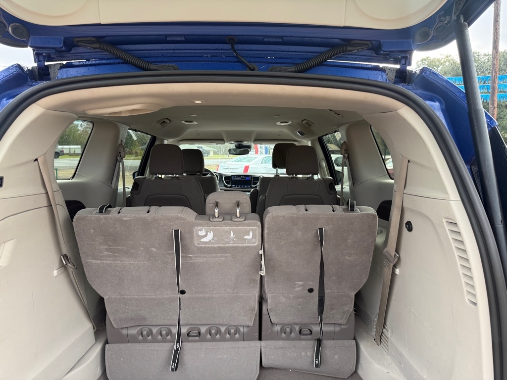 Chrysler Pacifica Touring Plus 2021