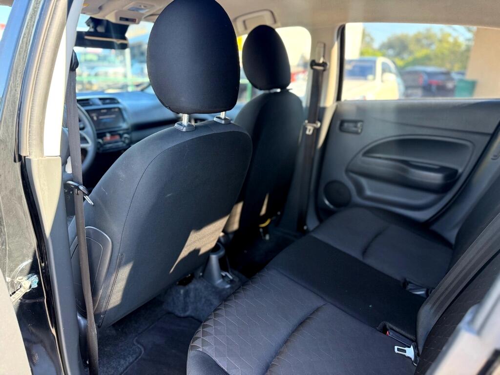 Mitsubishi Mirage ES CVT 2022