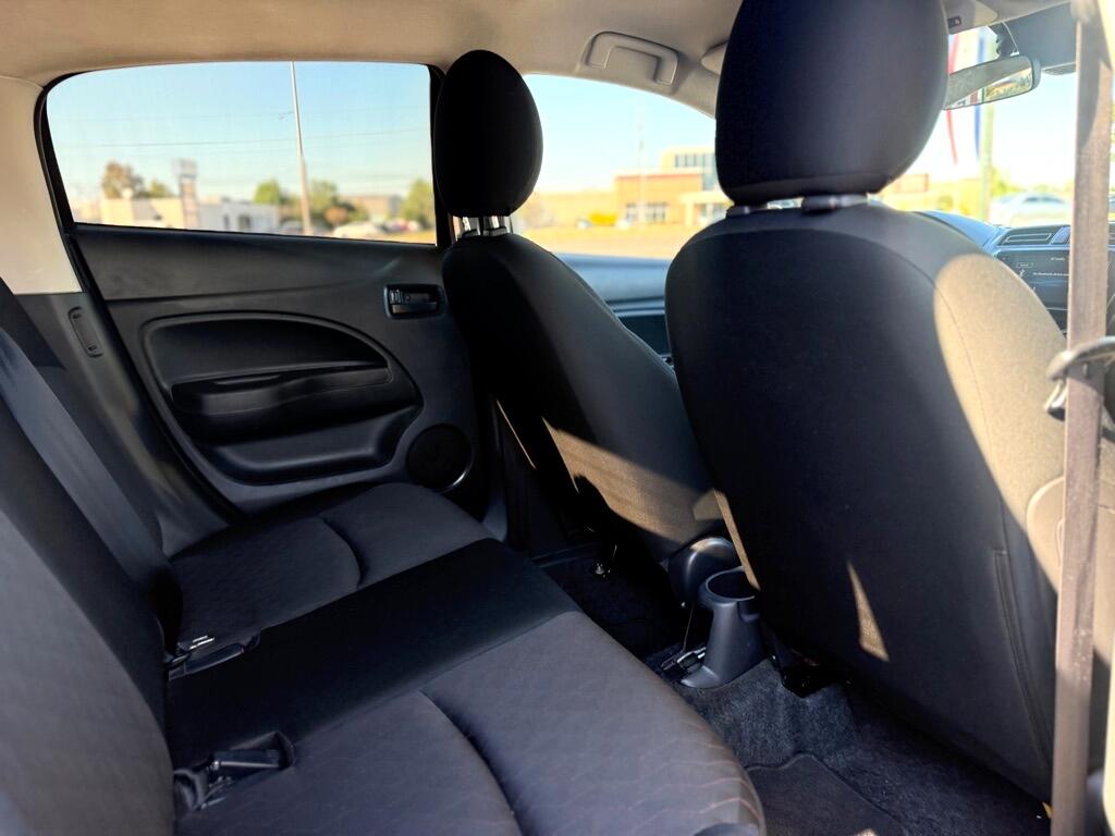 Mitsubishi Mirage ES CVT 2022