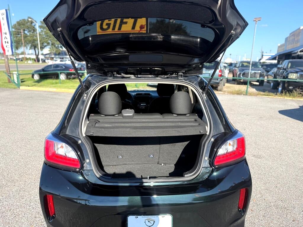 Mitsubishi Mirage ES CVT 2022