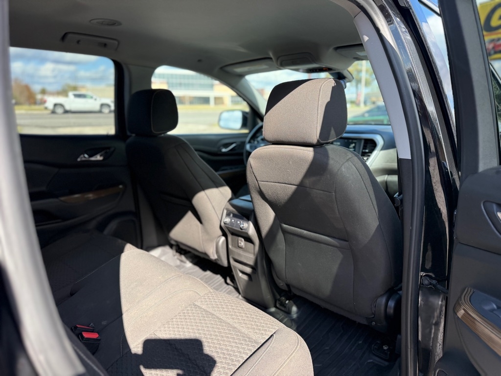 GMC Acadia FWD 4dr SLE w/SLE-1 2019