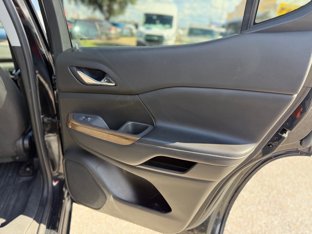 GMC Acadia FWD 4dr SLE w/SLE-1 2019