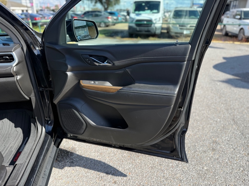 GMC Acadia FWD 4dr SLE w/SLE-1 2019