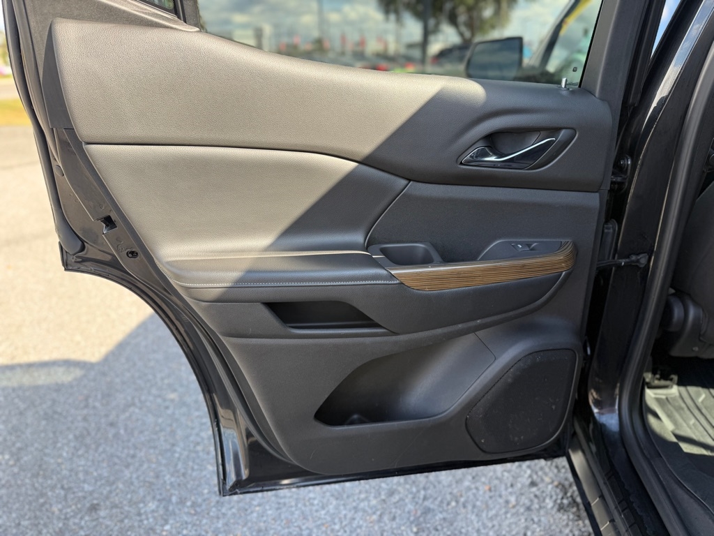 GMC Acadia FWD 4dr SLE w/SLE-1 2019