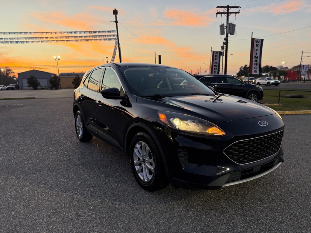 Ford Escape SE Hybrid FWD 2021