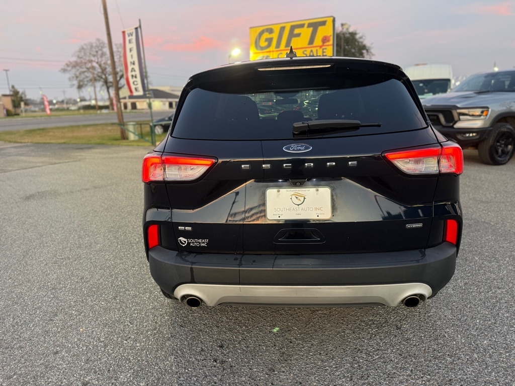 Ford Escape SE Hybrid FWD 2021
