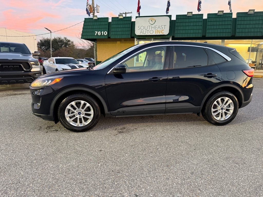 Ford Escape SE Hybrid FWD 2021