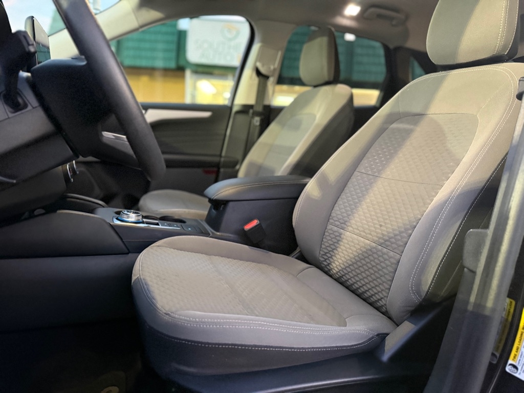 Ford Escape SE Hybrid FWD 2021