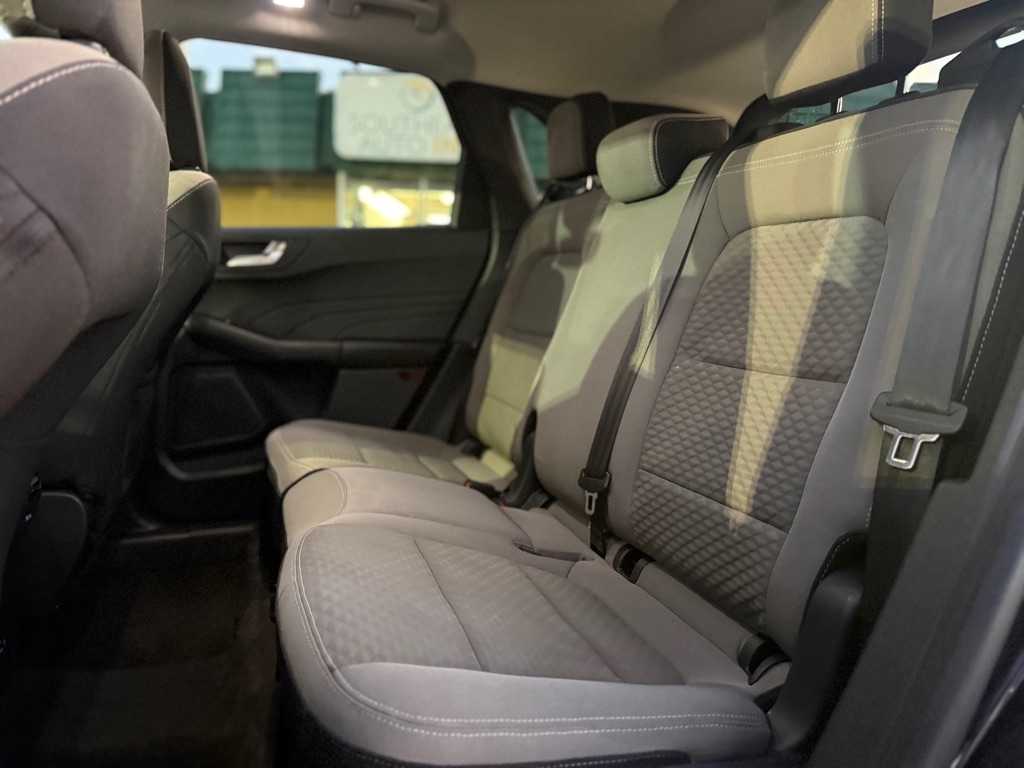 Ford Escape SE Hybrid FWD 2021