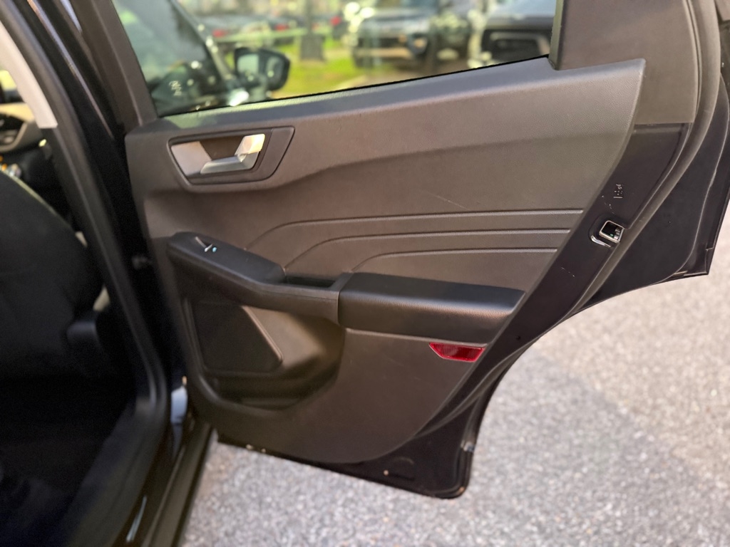 Ford Escape SE Hybrid FWD 2021