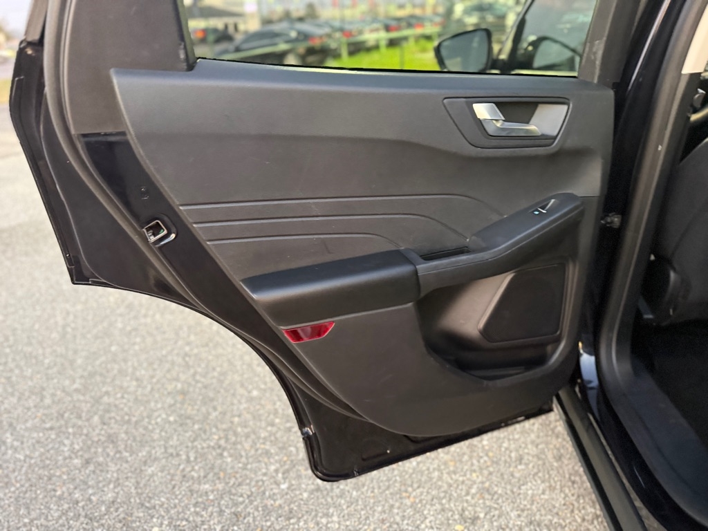 Ford Escape SE Hybrid FWD 2021