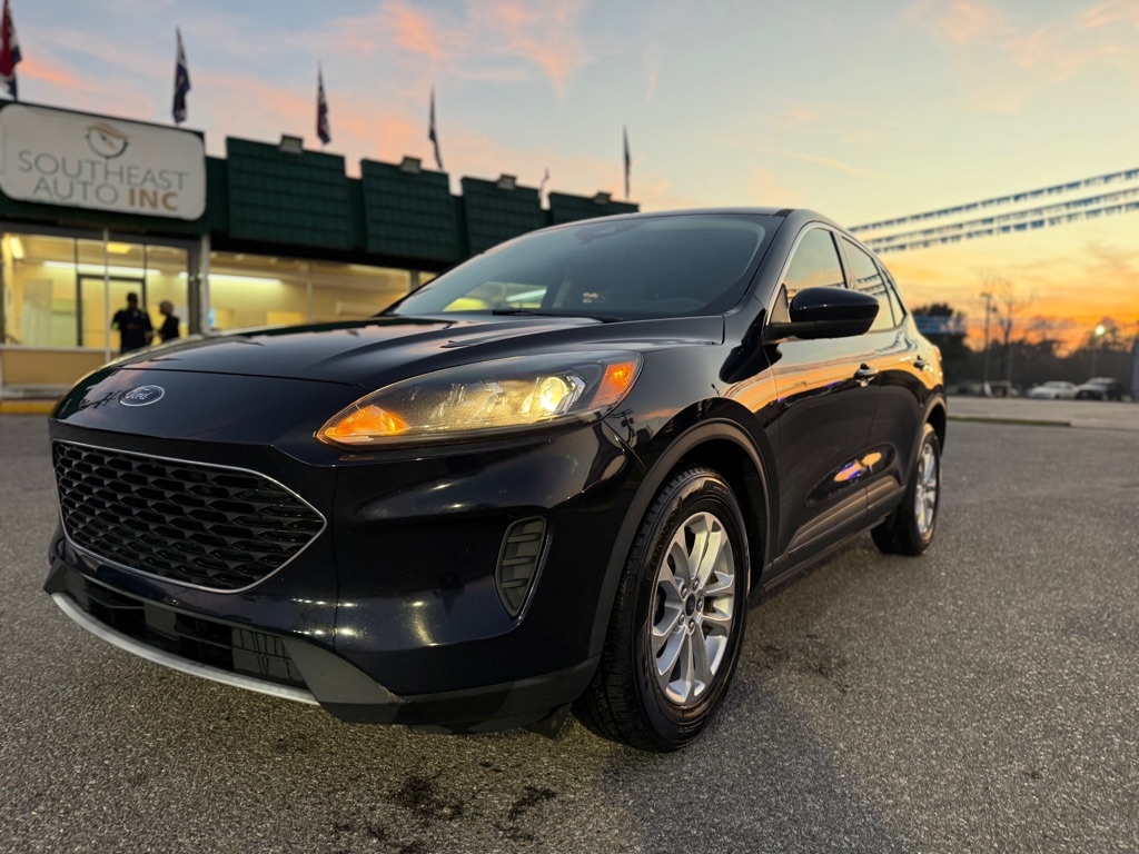 Ford Escape SE Hybrid FWD 2021