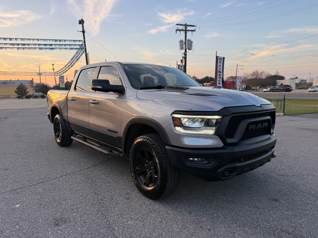 RAM 1500 Rebel 4x4 Crew Cab 5'7" Box 2021