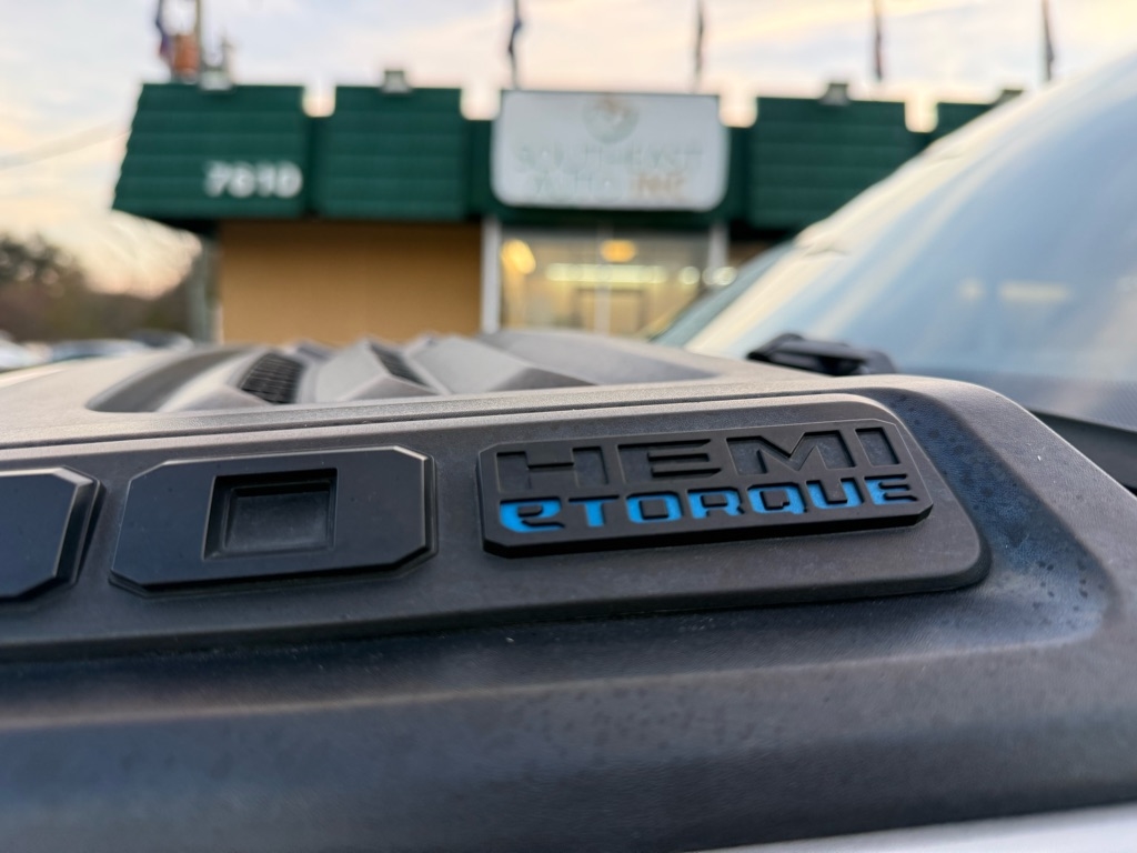 RAM 1500 Rebel 4x4 Crew Cab 5'7" Box 2021