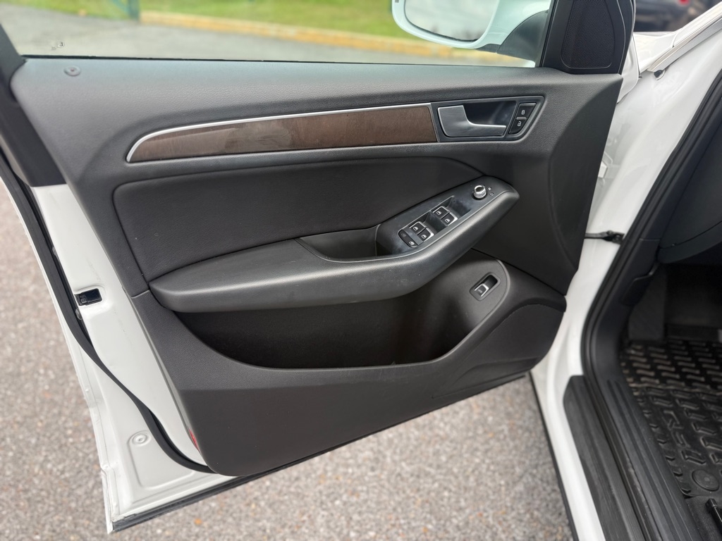 Audi Q5 quattro 4dr 2.0T Premium 2013