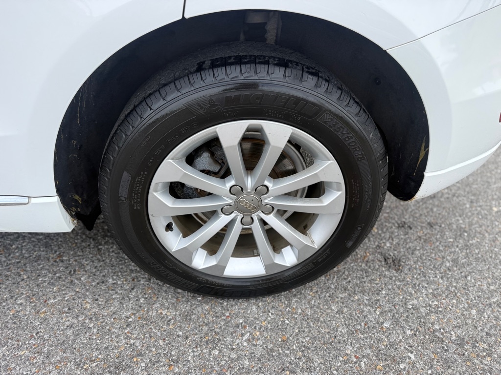 Audi Q5 quattro 4dr 2.0T Premium 2013