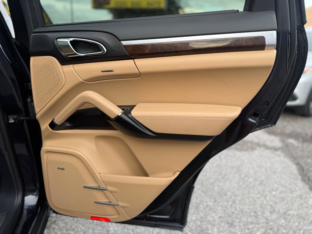 Porsche Cayenne AWD 4dr S 2016