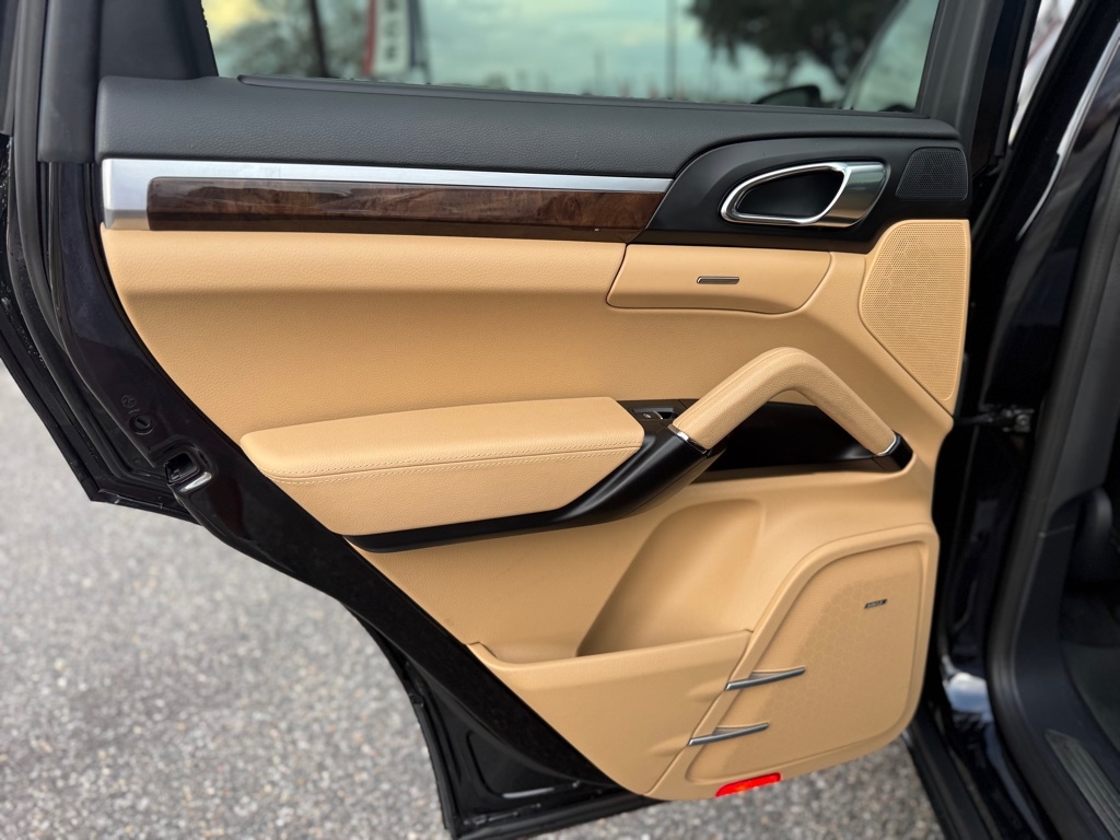 Porsche Cayenne AWD 4dr S 2016