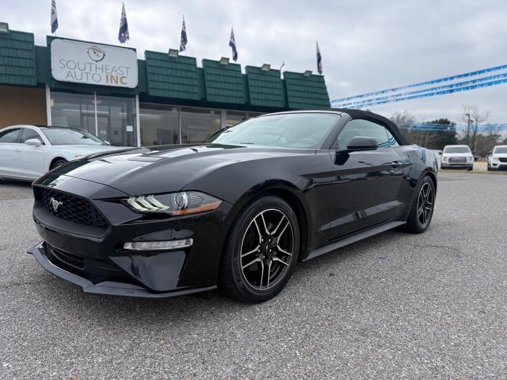 Ford Mustang EcoBoost Convertible 2021