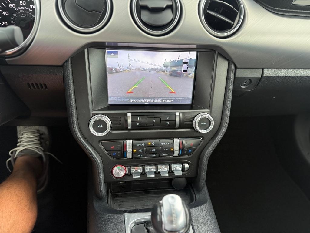 Ford Mustang EcoBoost Convertible 2021