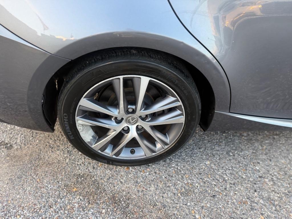 Lexus IS IS 300 RWD 2018