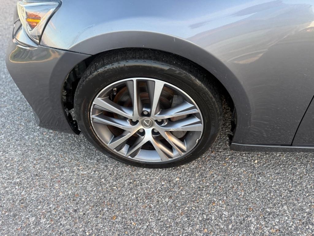 Lexus IS IS 300 RWD 2018