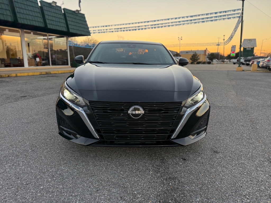 Nissan Altima 2.5 SV Sedan 2024