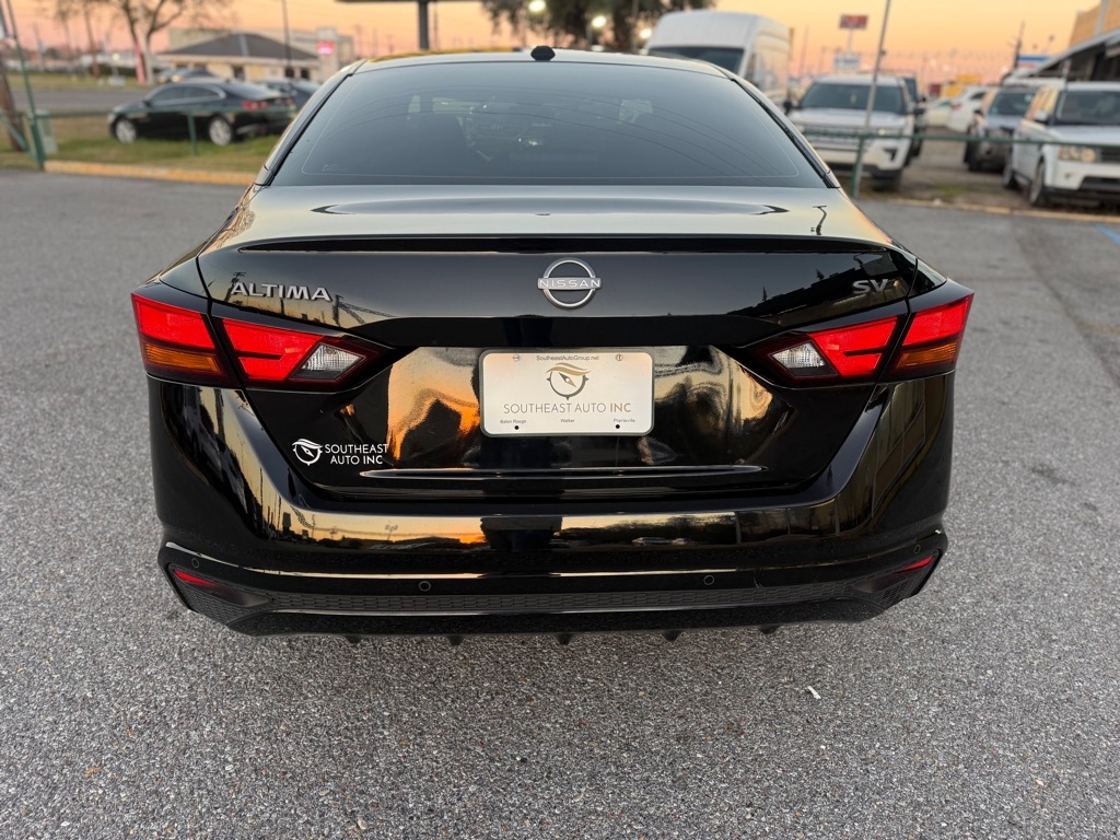 Nissan Altima 2.5 SV Sedan 2024