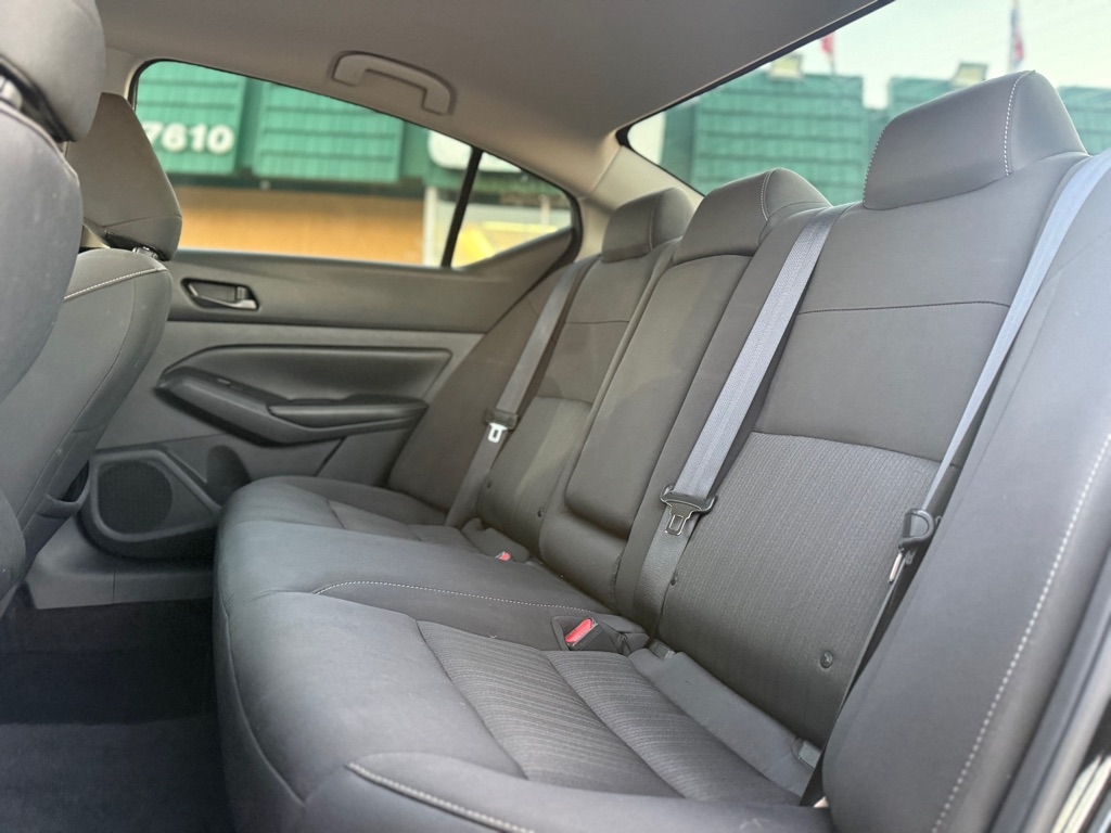 Nissan Altima 2.5 SV Sedan 2024