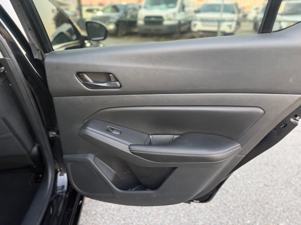 Nissan Altima 2.5 SV Sedan 2024