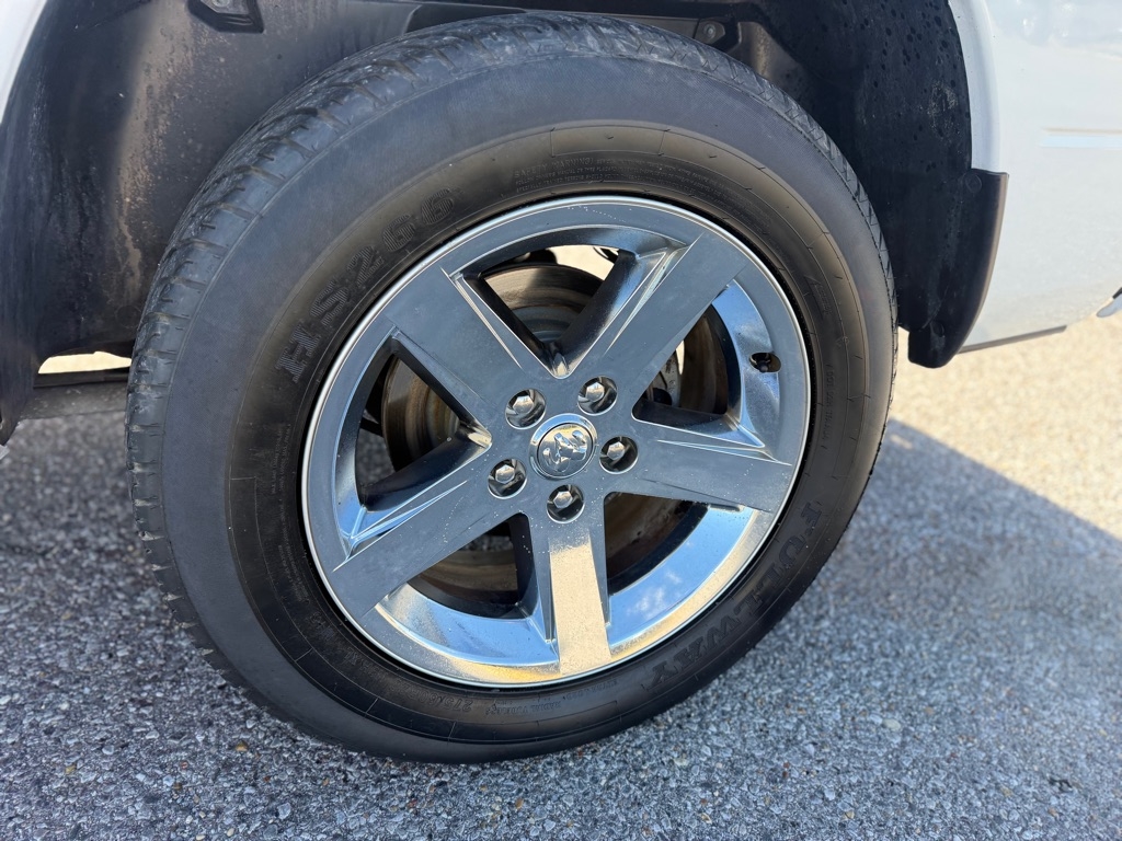 RAM 1500 Express 4x2 Quad Cab 6'4" Box 2018