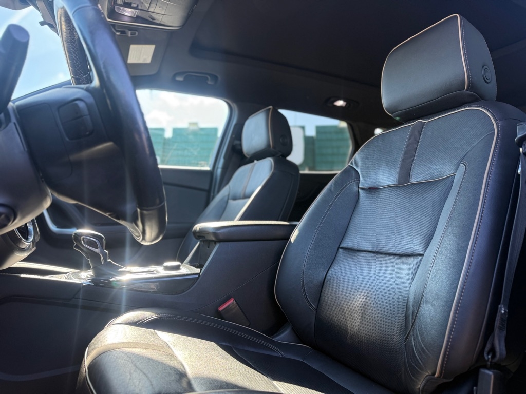 Chevrolet Blazer FWD 4dr Premier 2019